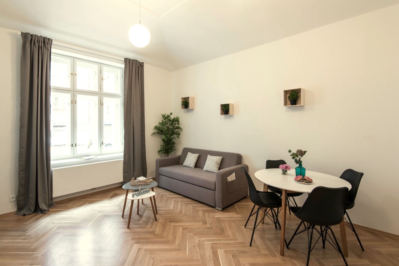 Apartmán RE05 — Řehořova 21